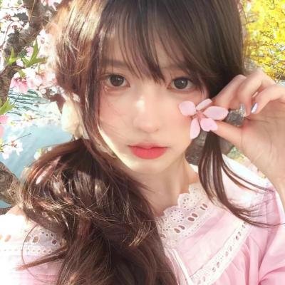 校花的贴心学霸